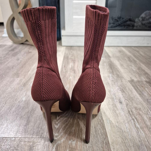 Steve Madden Burgundy Knit Sock Booties Size 7.5 - Picture 6 of 9